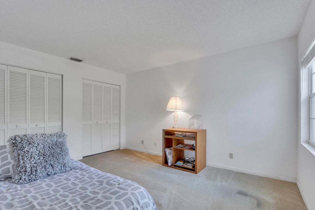 Activo con contrato: $625,000 (3 camas, 2 baños, 1762 Pies cuadrados)