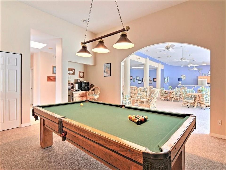 For Sale: $299,900 (2 beds, 2 baths, 1502 Square Feet)