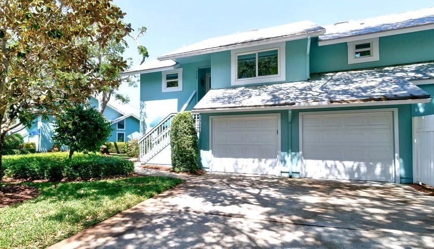 For Sale: $299,900 (2 beds, 2 baths, 1502 Square Feet)