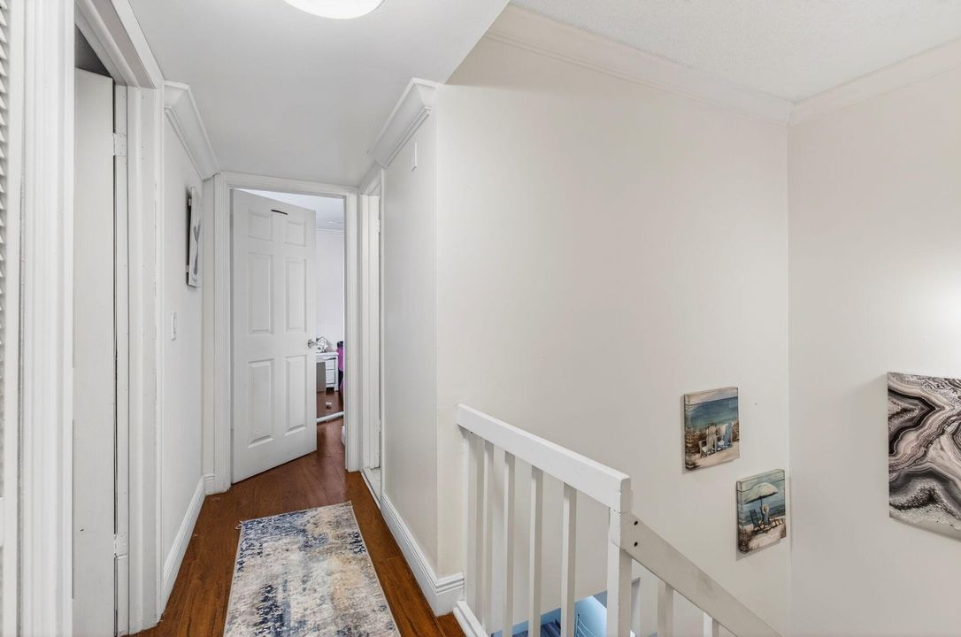 For Sale: $284,900 (2 beds, 2 baths, 1252 Square Feet)