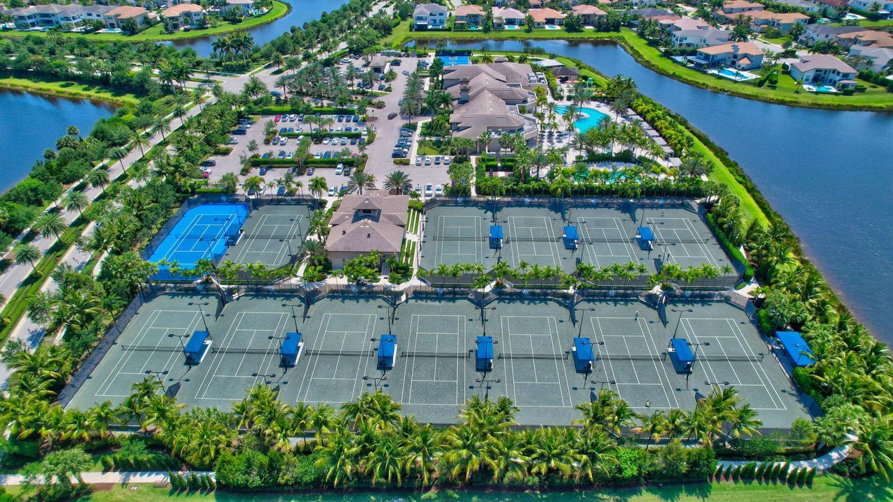 На продажу: $2,300,000 (4 спален, 5 ванн, 3932 Квадратных фут)