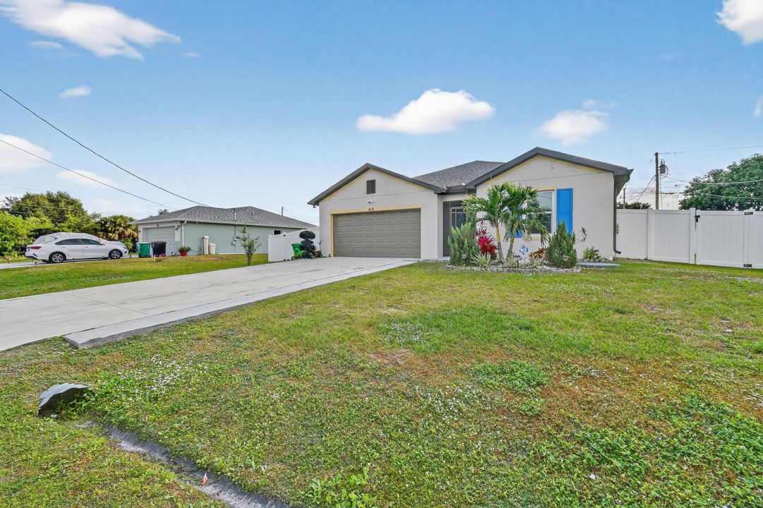 For Sale: $529,000 (4 beds, 3 baths, 2126 Square Feet)