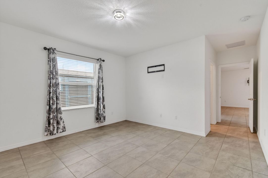 For Sale: $529,000 (4 beds, 3 baths, 2126 Square Feet)