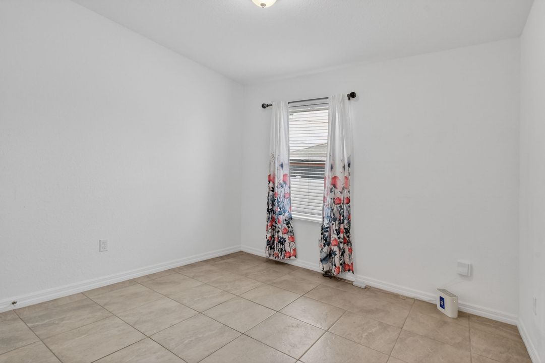 For Sale: $529,000 (4 beds, 3 baths, 2126 Square Feet)