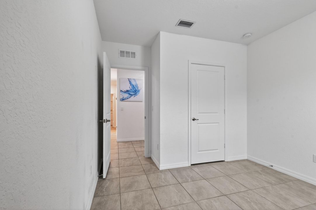 For Sale: $529,000 (4 beds, 3 baths, 2126 Square Feet)