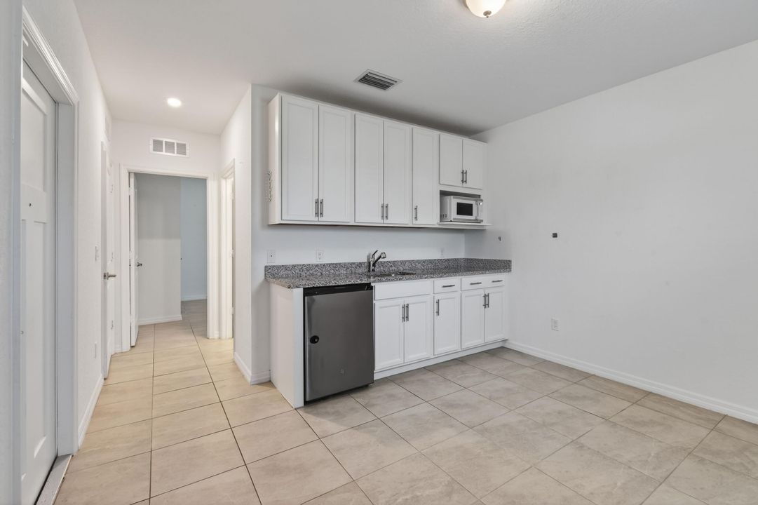 For Sale: $529,000 (4 beds, 3 baths, 2126 Square Feet)