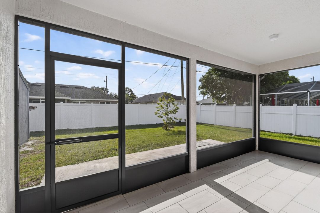 For Sale: $529,000 (4 beds, 3 baths, 2126 Square Feet)