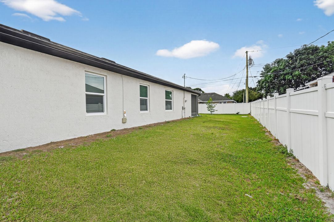 For Sale: $529,000 (4 beds, 3 baths, 2126 Square Feet)