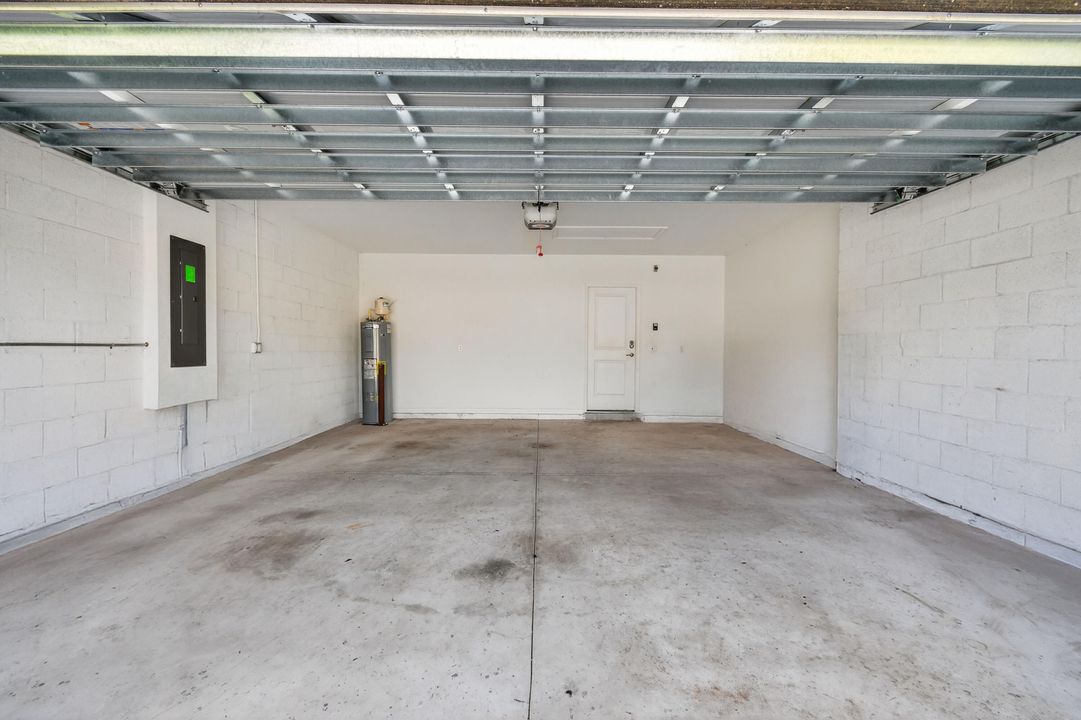 For Sale: $529,000 (4 beds, 3 baths, 2126 Square Feet)