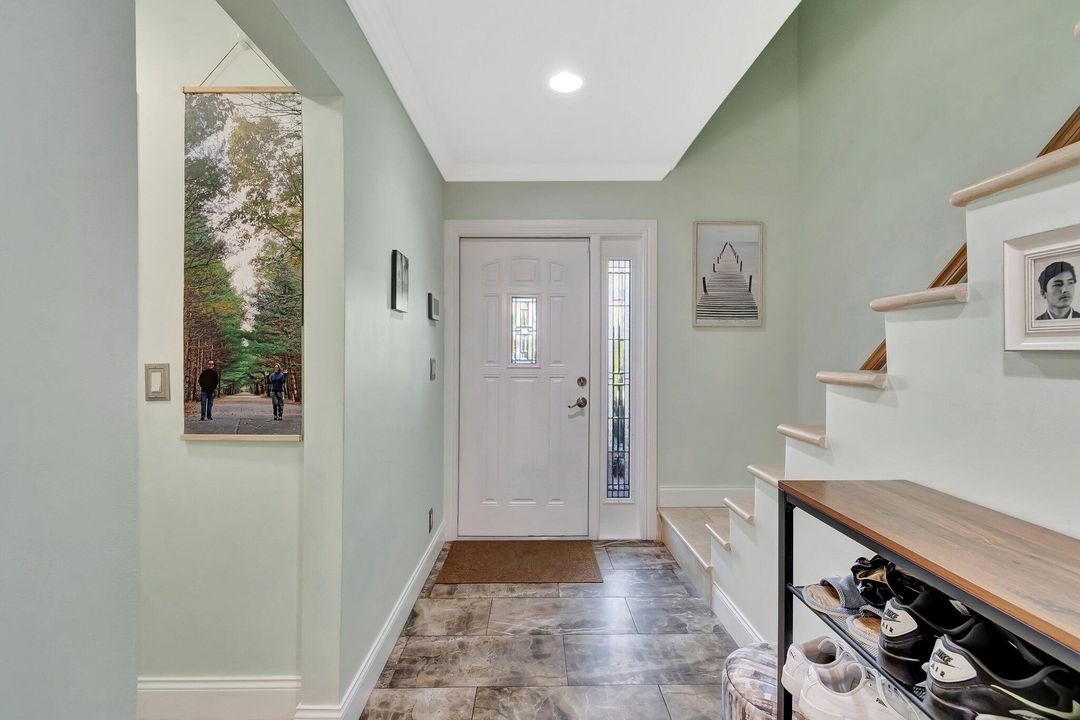 For Sale: $819,000 (2 beds, 2 baths, 1632 Square Feet)