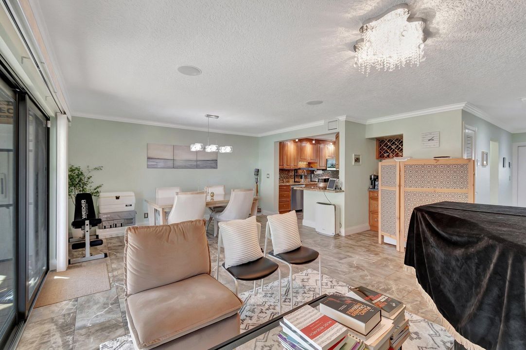 For Sale: $819,000 (2 beds, 2 baths, 1632 Square Feet)