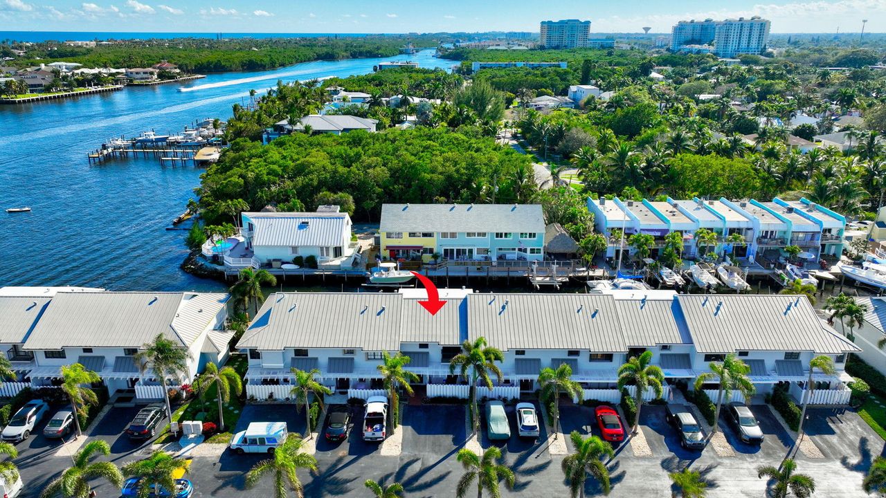 For Sale: $819,000 (2 beds, 2 baths, 1632 Square Feet)