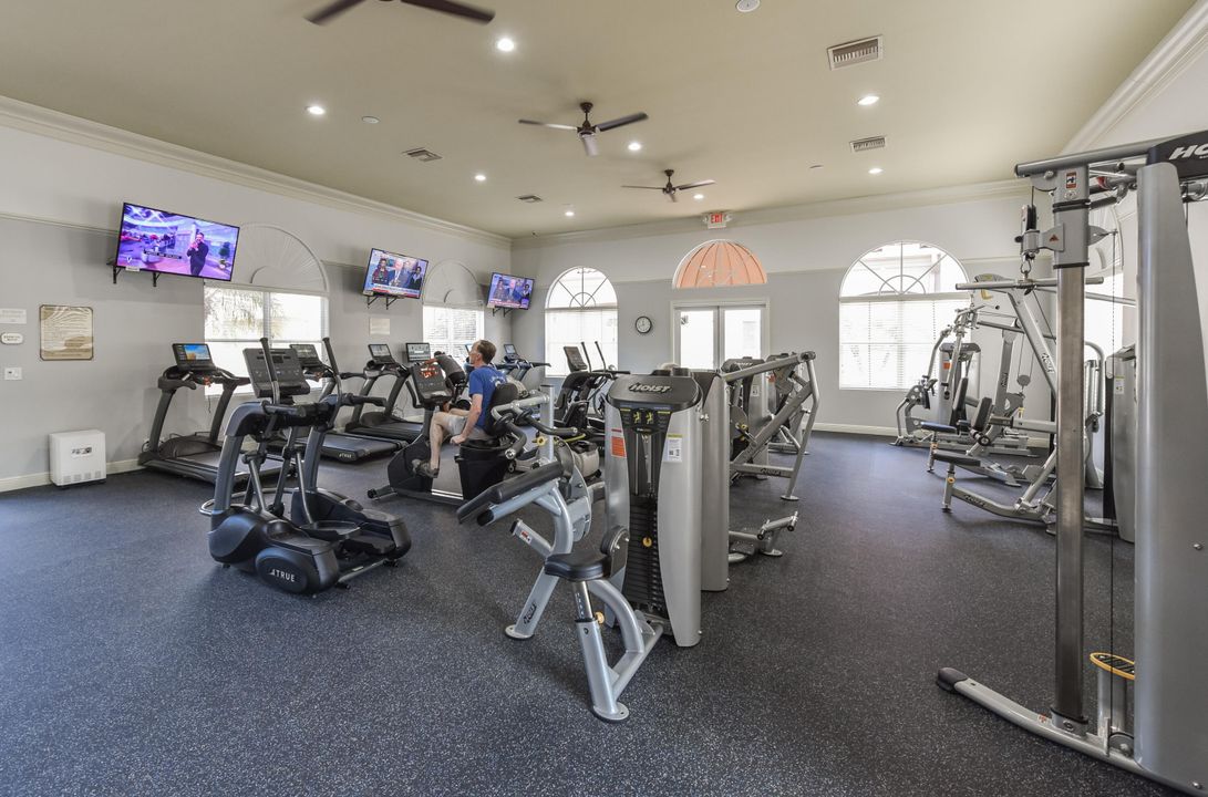 For Sale: $519,000 (3 beds, 2 baths, 2215 Square Feet)