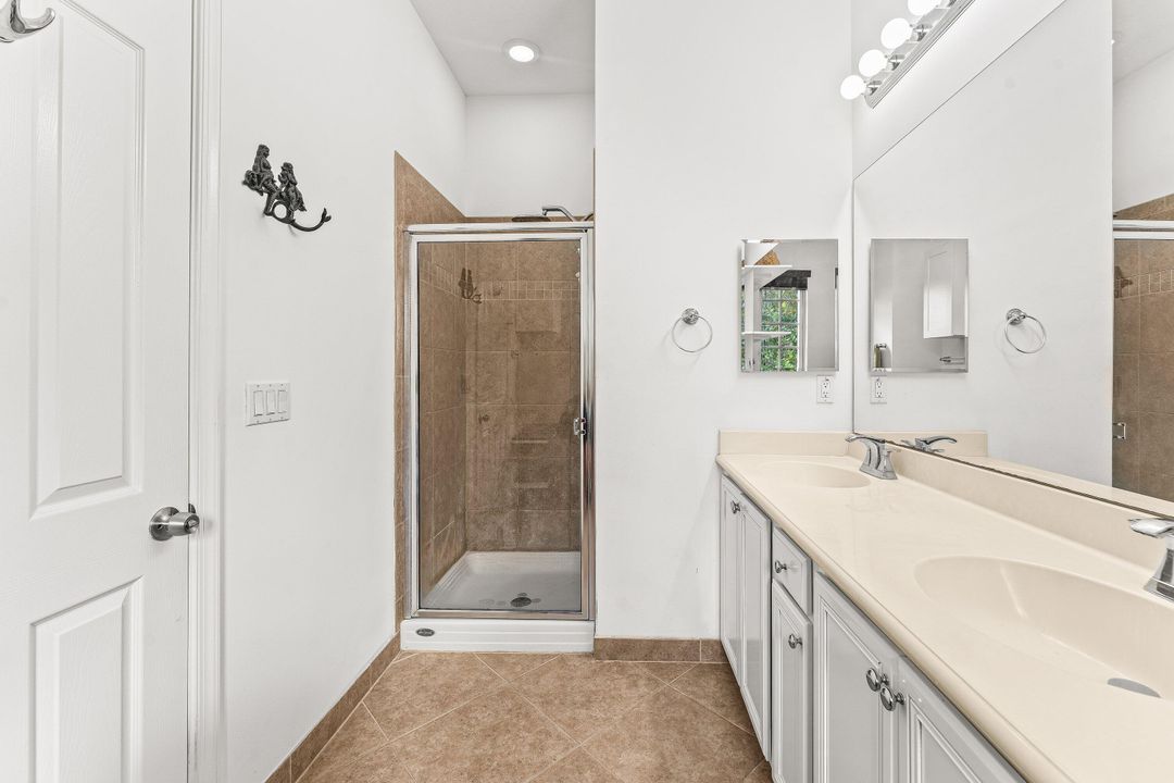 En Renta: $4,500 (3 camas, 2 baños, 1410 Pies cuadrados)