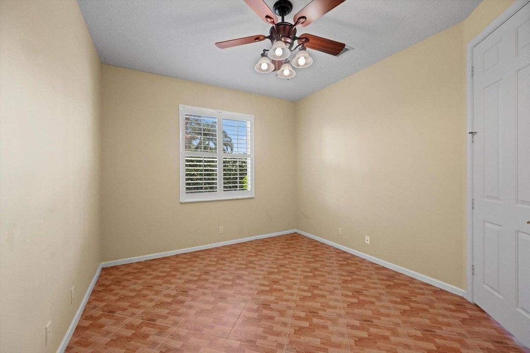 For Rent: $3,800 (2 beds, 2 baths, 1945 Square Feet)