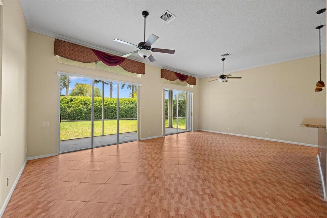 For Rent: $3,800 (2 beds, 2 baths, 1945 Square Feet)