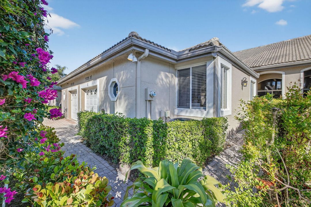 En Venta: $449,000 (3 camas, 2 baños, 1829 Pies cuadrados)