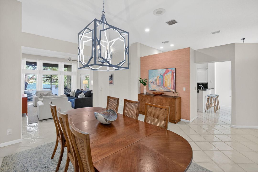 En Venta: $449,000 (3 camas, 2 baños, 1829 Pies cuadrados)