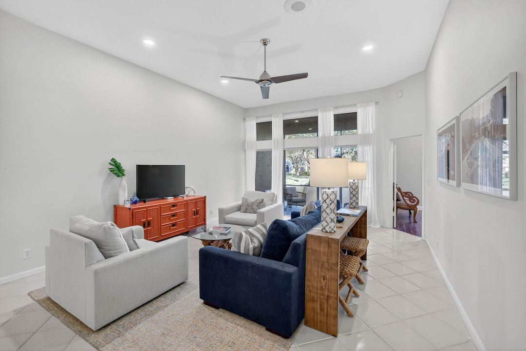 En Venta: $449,000 (3 camas, 2 baños, 1829 Pies cuadrados)