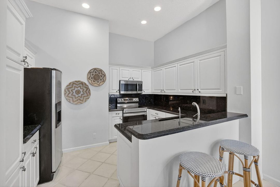 En Venta: $449,000 (3 camas, 2 baños, 1829 Pies cuadrados)