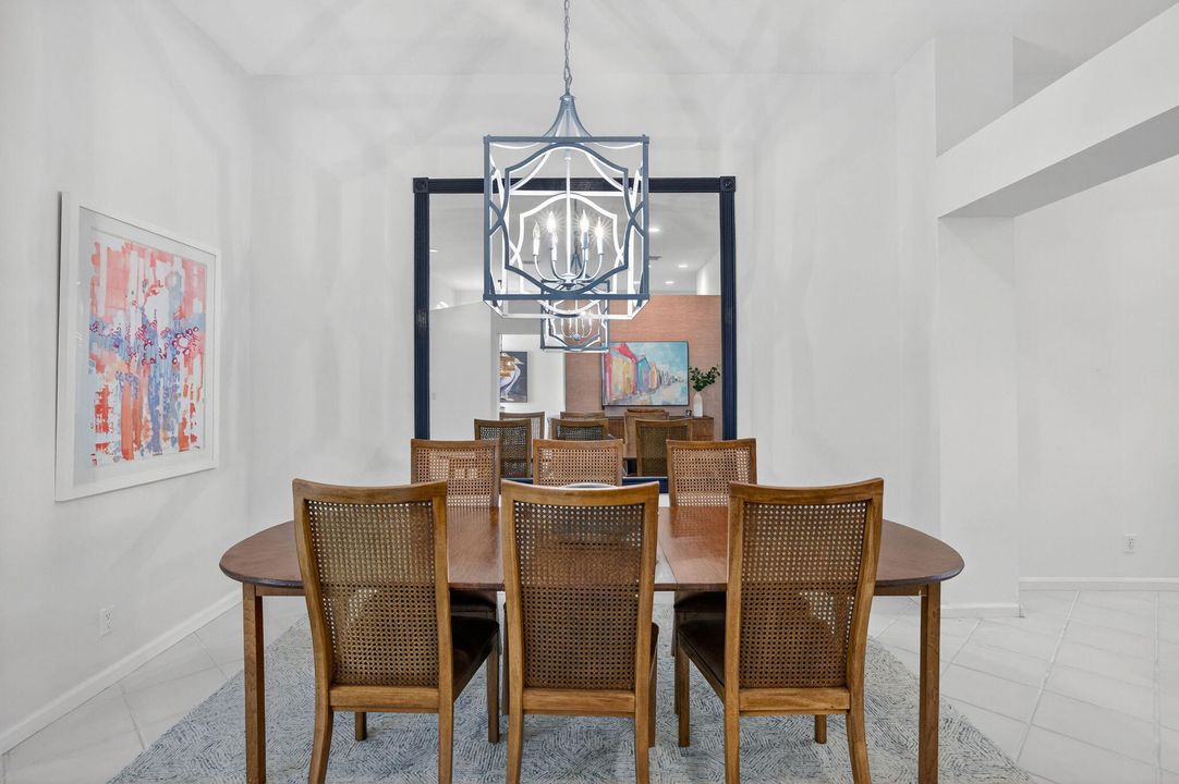 En Venta: $449,000 (3 camas, 2 baños, 1829 Pies cuadrados)