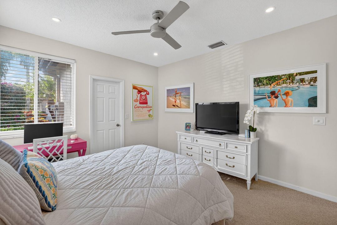 En Venta: $449,000 (3 camas, 2 baños, 1829 Pies cuadrados)