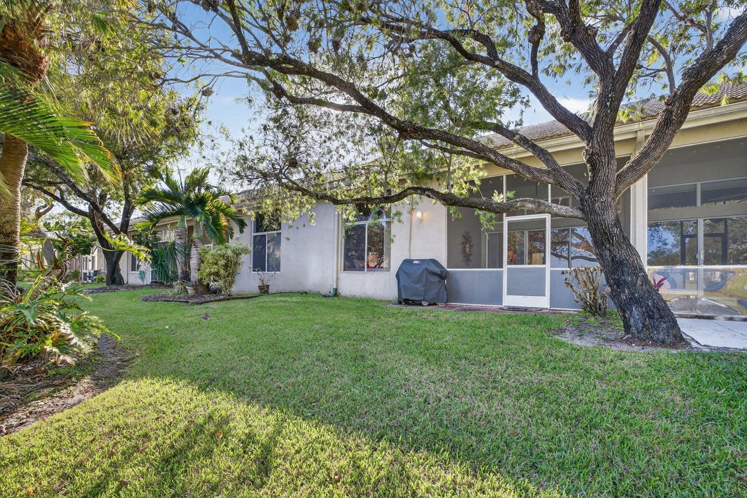 En Venta: $449,000 (3 camas, 2 baños, 1829 Pies cuadrados)