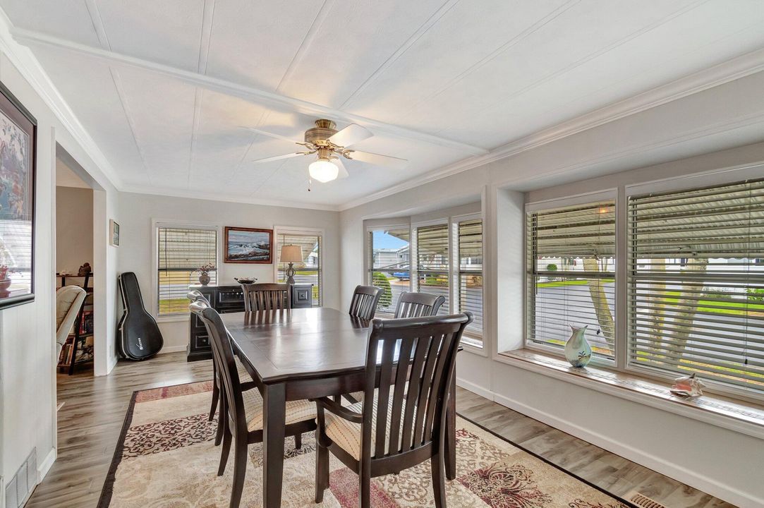 For Sale: $189,900 (2 beds, 2 baths, 1080 Square Feet)