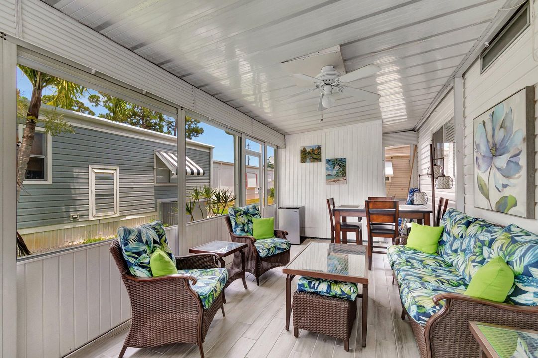 For Sale: $189,900 (2 beds, 2 baths, 1080 Square Feet)