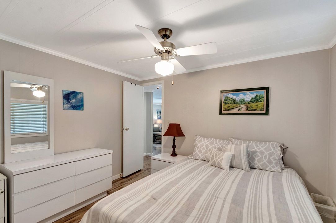 For Sale: $189,900 (2 beds, 2 baths, 1080 Square Feet)