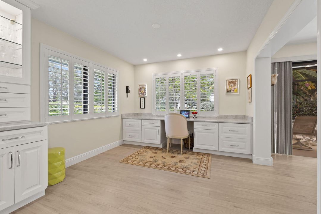 En Venta: $599,000 (3 camas, 2 baños, 2447 Pies cuadrados)