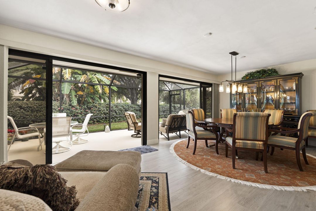 En Venta: $599,000 (3 camas, 2 baños, 2447 Pies cuadrados)