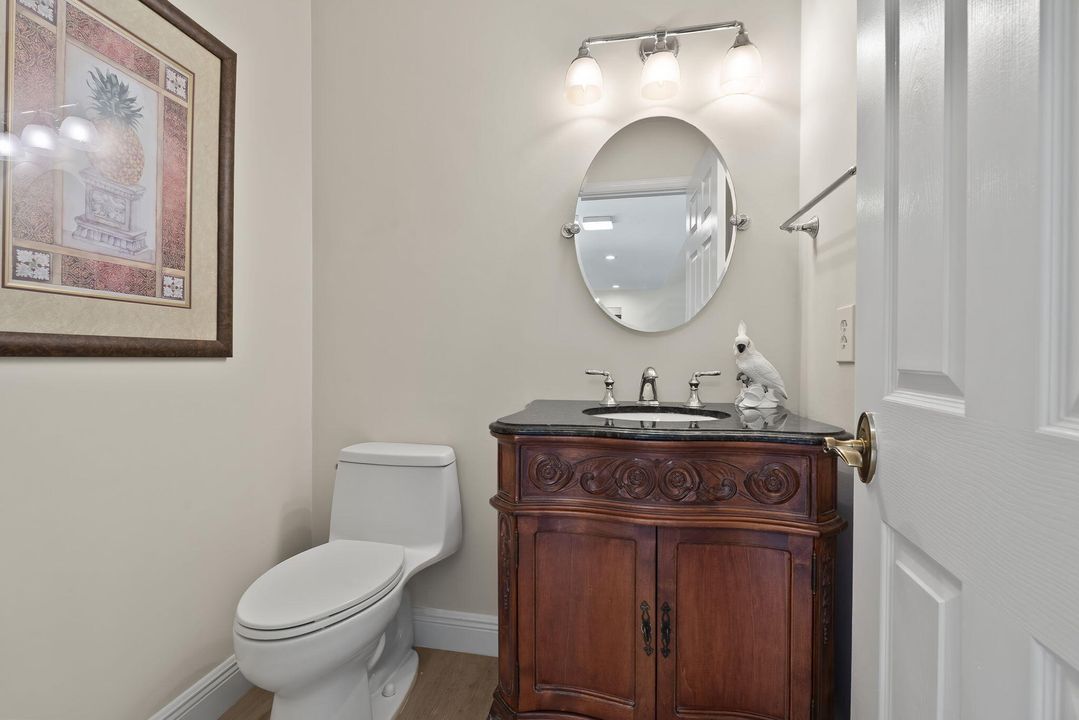 En Venta: $599,000 (3 camas, 2 baños, 2447 Pies cuadrados)