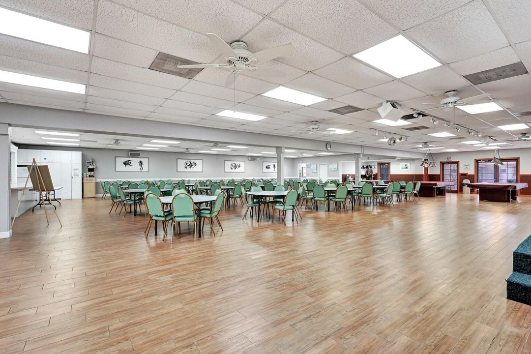 For Sale: $189,900 (2 beds, 2 baths, 1080 Square Feet)