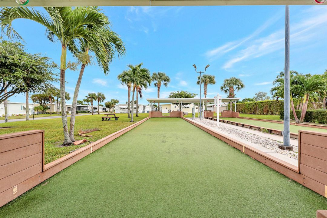 For Sale: $189,900 (2 beds, 2 baths, 1080 Square Feet)