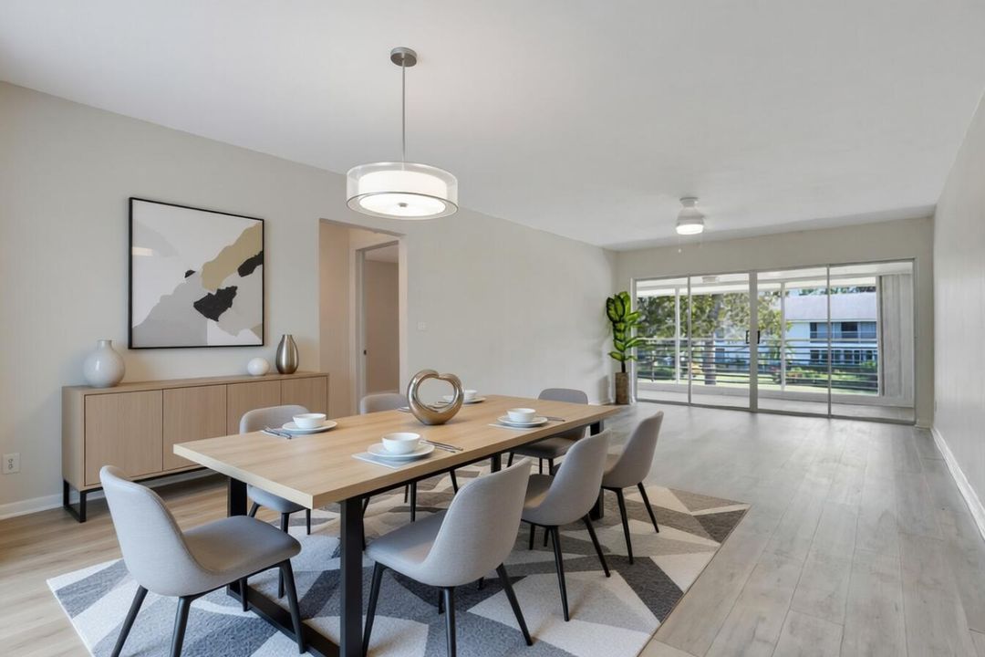 For Sale: $235,000 (2 beds, 2 baths, 886 Square Feet)