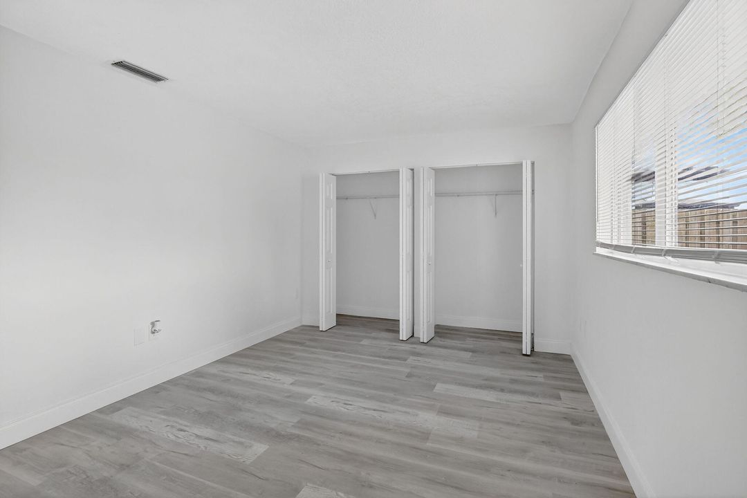 For Sale: $549,900 (3 beds, 2 baths, 1419 Square Feet)