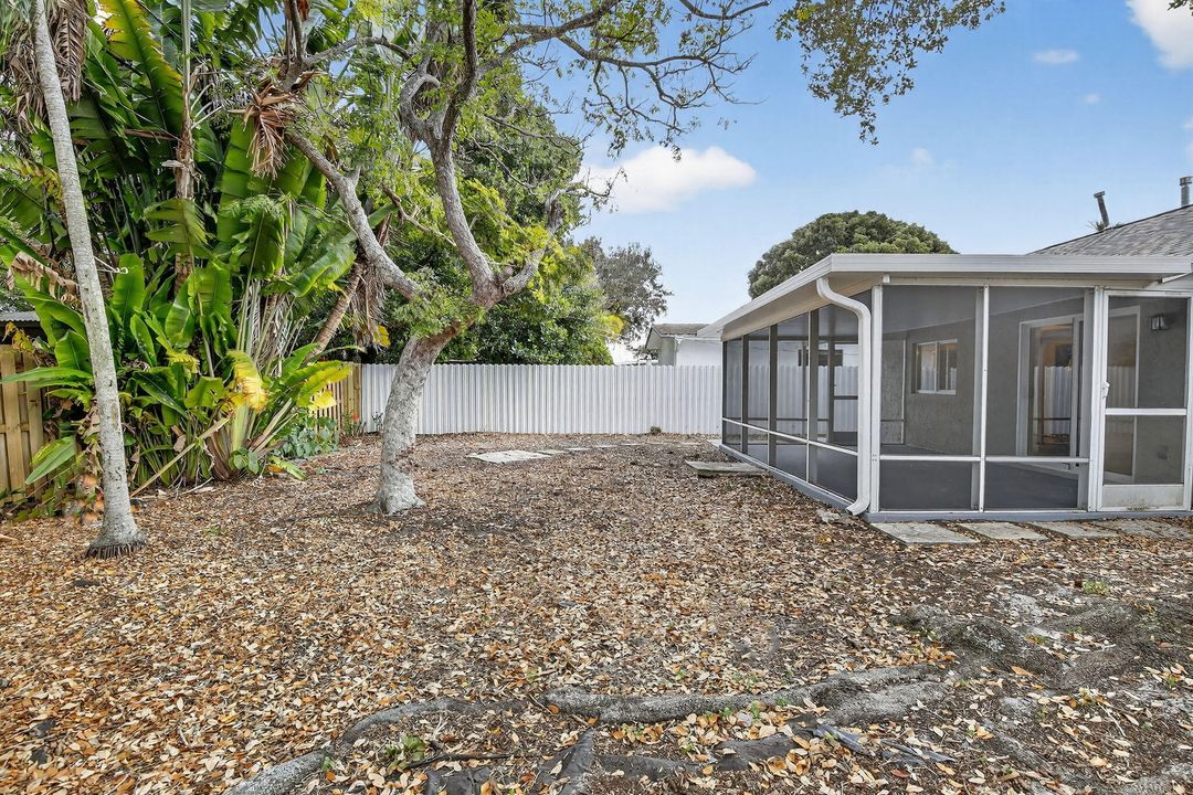 For Sale: $549,900 (3 beds, 2 baths, 1419 Square Feet)