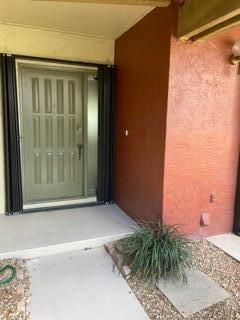 For Rent: $2,200 (2 beds, 2 baths, 1180 Square Feet)