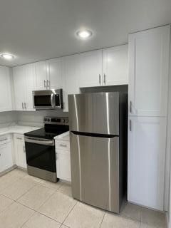 For Rent: $2,200 (2 beds, 2 baths, 1180 Square Feet)
