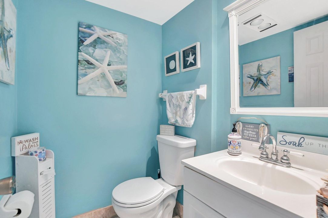 For Sale: $310,000 (1 beds, 1 baths, 620 Square Feet)