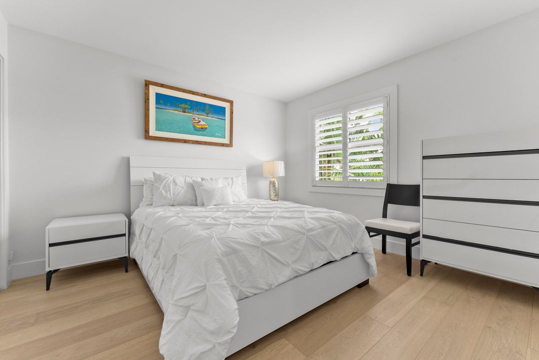 For Sale: $1,895,000 (3 beds, 2 baths, 1764 Square Feet)