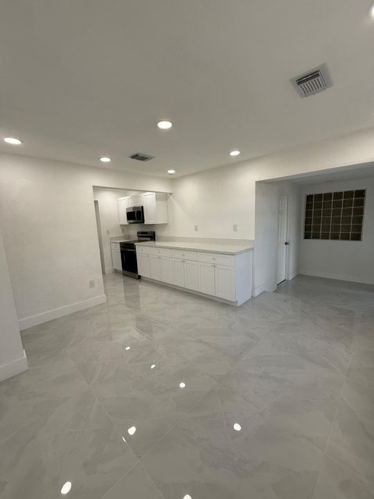 For Sale: $587,500 (0 beds, 0 baths, 1441 Square Feet)