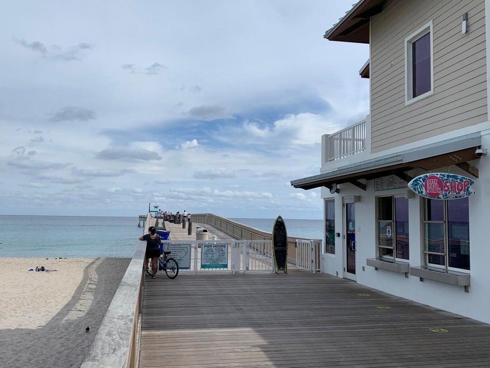 For Sale: $310,000 (1 beds, 1 baths, 620 Square Feet)