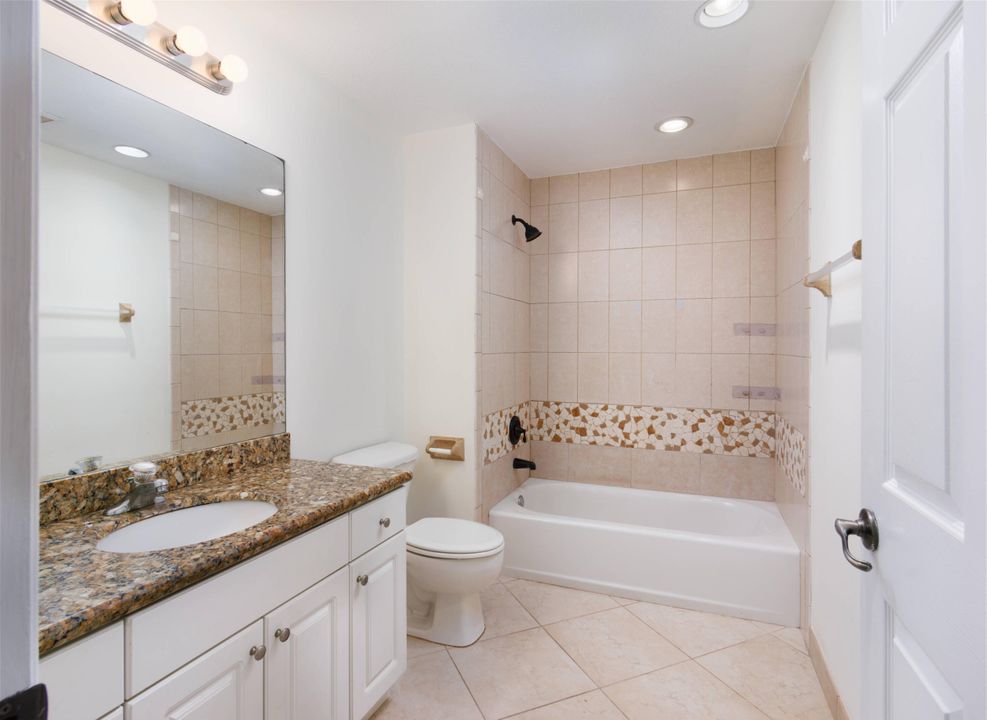 For Sale: $324,900 (3 beds, 2 baths, 1630 Square Feet)