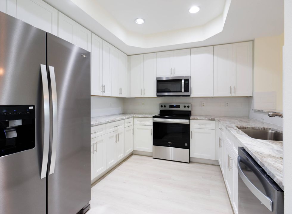 For Sale: $324,900 (3 beds, 2 baths, 1630 Square Feet)