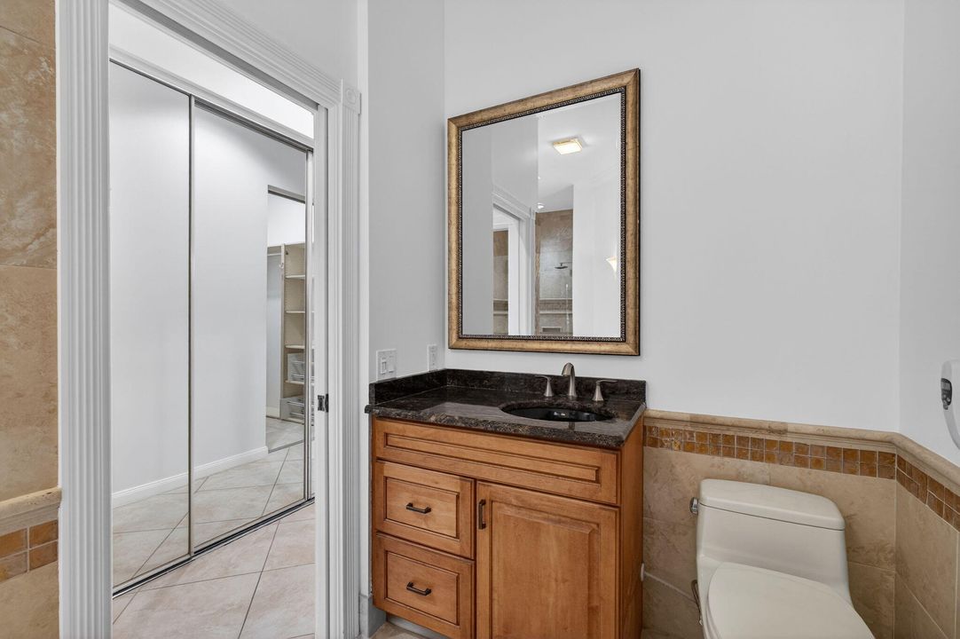 En Venta: $949,000 (3 camas, 2 baños, 2024 Pies cuadrados)