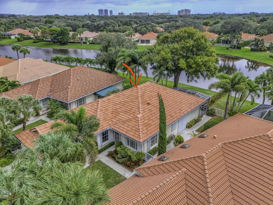 En Venta: $949,000 (3 camas, 2 baños, 2024 Pies cuadrados)