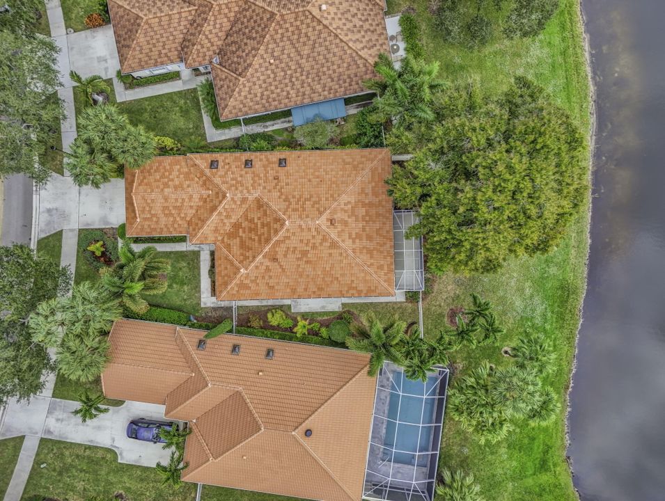 En Venta: $949,000 (3 camas, 2 baños, 2024 Pies cuadrados)