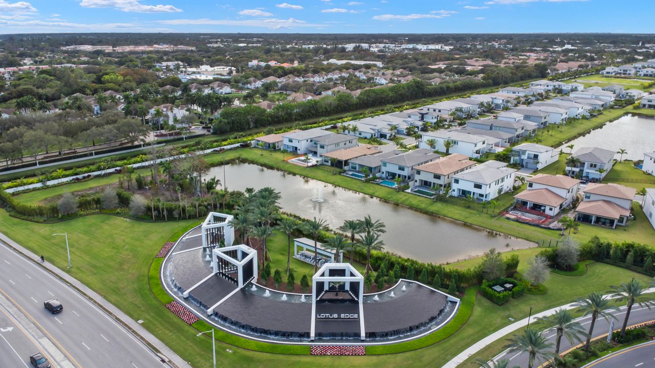 For Sale: $2,250,000 (5 beds, 5 baths, 3800 Square Feet)